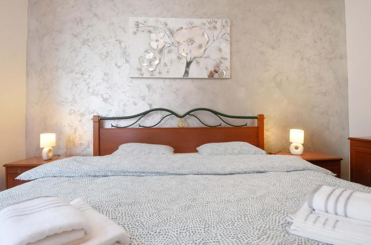Brdo Apartment *