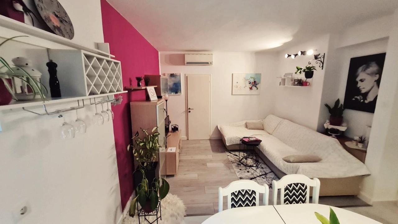 Brdo Apartment *